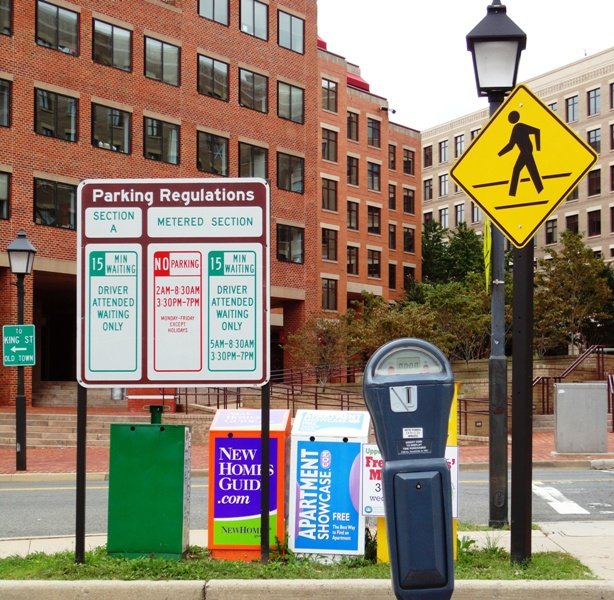 Parking Signs at King Street Station